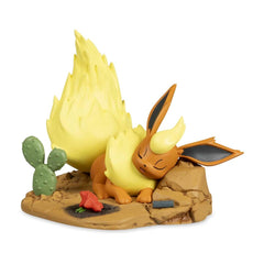 Satisfied Snooze with Flareon Evolving Personalities Figure