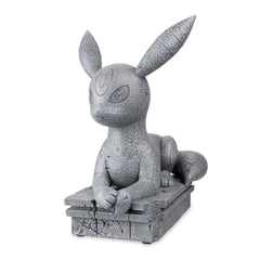 Umbreon Pokémon Yard Statue
